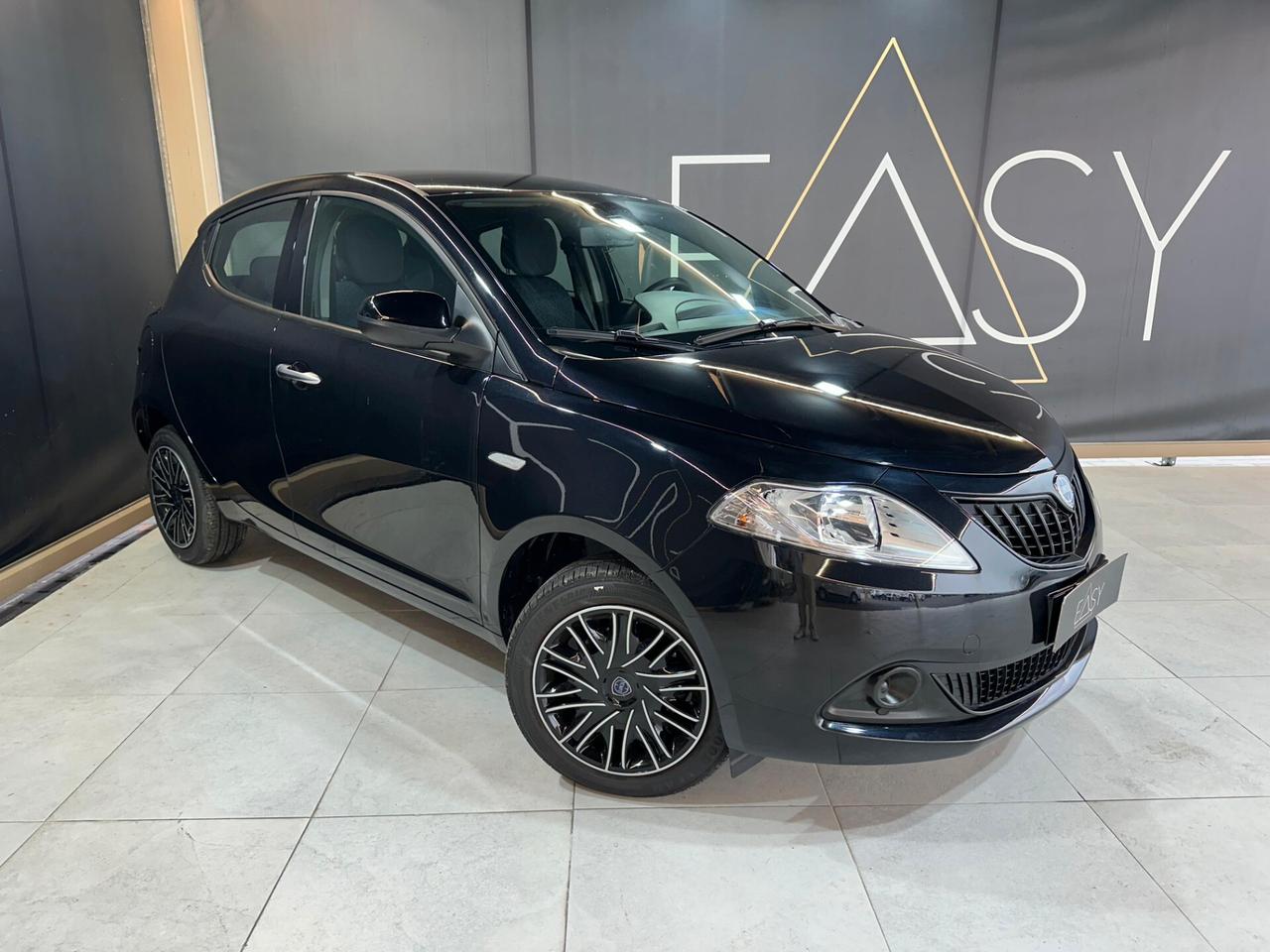 Lancia Ypsilon 1.0 firefly hybrid Gold * APPLE CARPLAY *