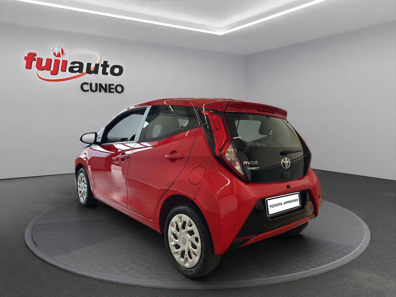 Toyota Aygo 5p 1.0 x-play m-mt 72cv