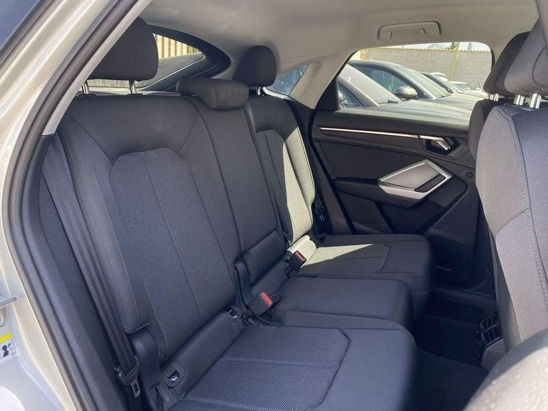 Audi Q3 SPB Business Plus 2.0 TDI 150CV s-tronic 35
