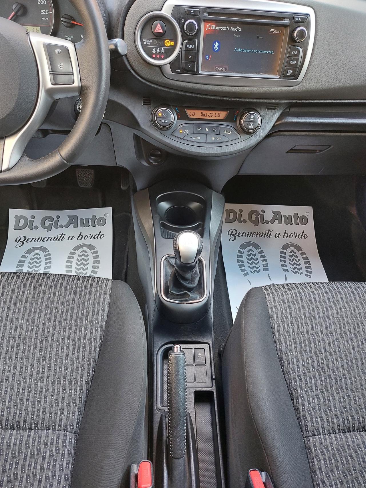 Toyota Yaris 1.0 5 porte Lounge