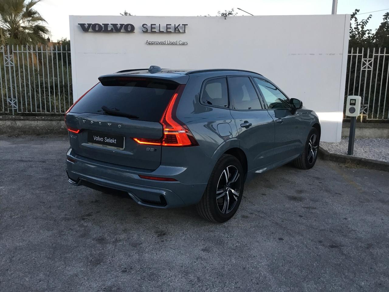 Volvo XC60 B5 (d) AWD AUT. R-DESIGN