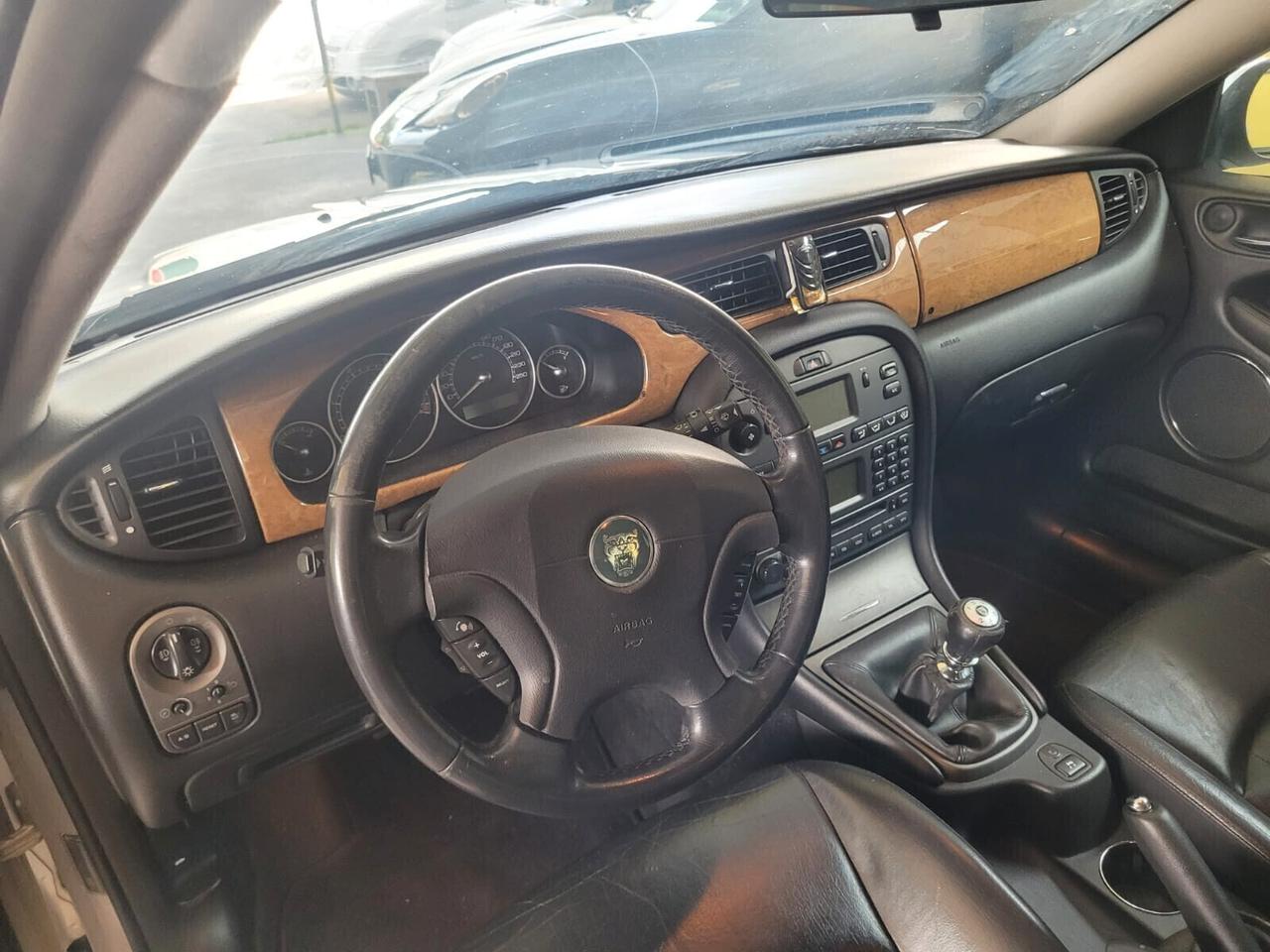 Jaguar X-Type 2.0D cat Executive EU3