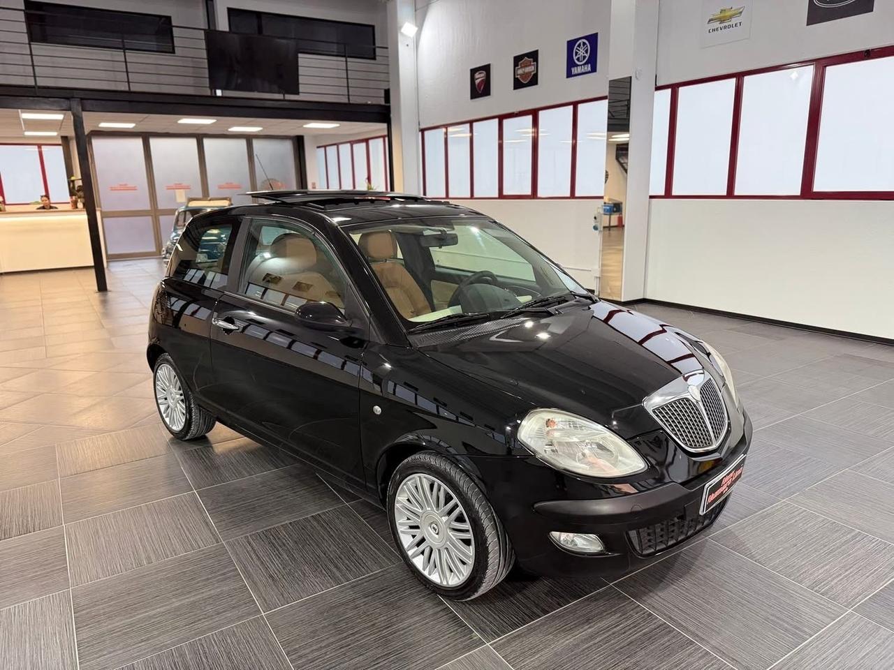 Lancia Ypsilon 1.2 Benzina 60cv Oro 2006