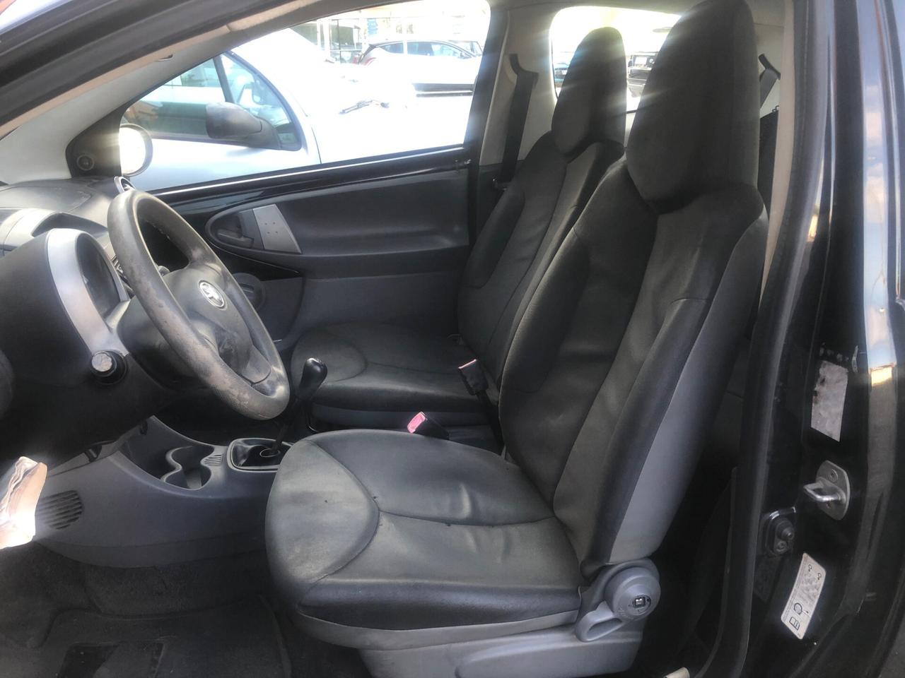 Toyota Aygo 1.4 turbodiesel 3 porte Sol