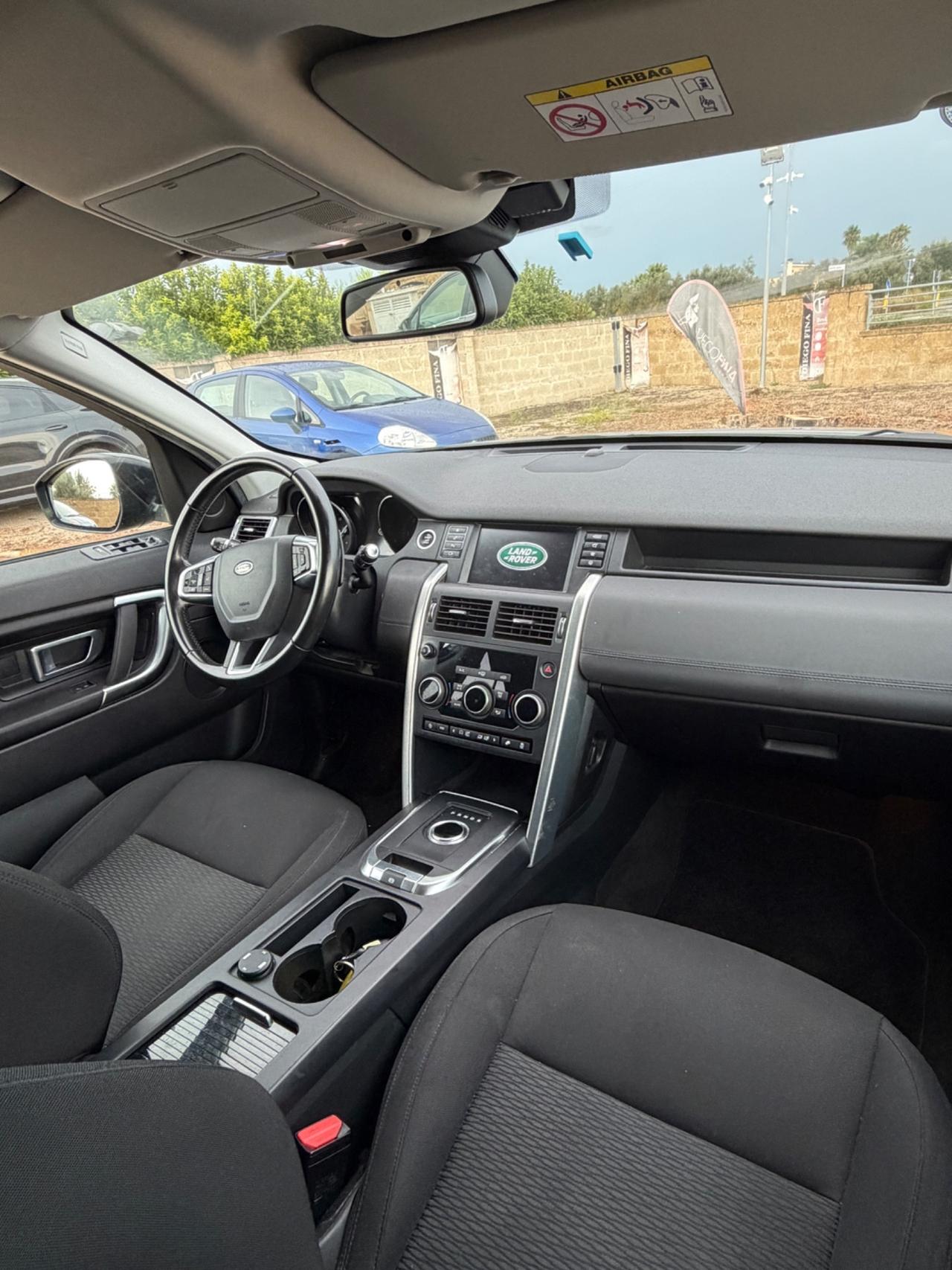 Land Rover Discovery 2.0 TD4 150 cv full