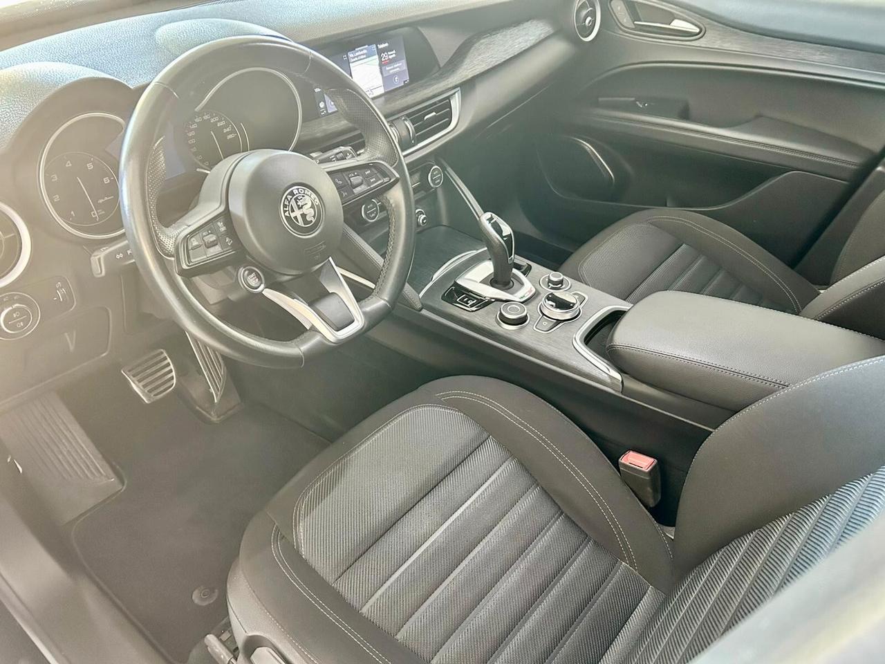 Alfa Romeo Stelvio 2.2 Turbodiesel 190 CV AT8 RWD Executive