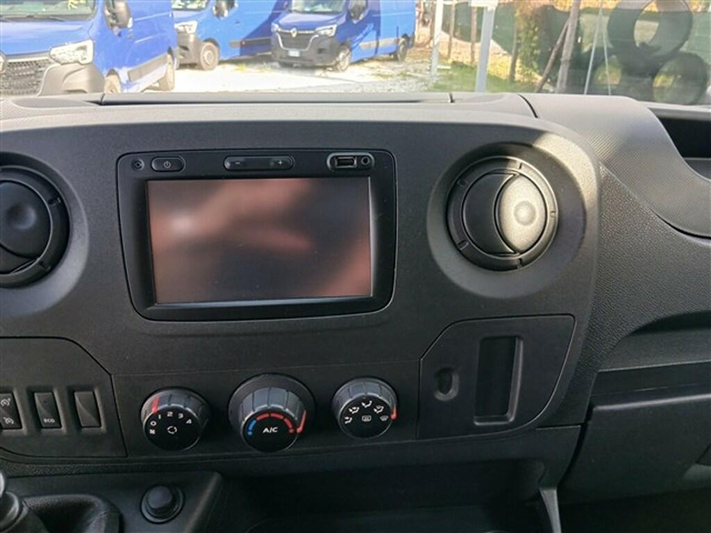 Renault Master T33 2.3 dci 110cv L2H2 E6