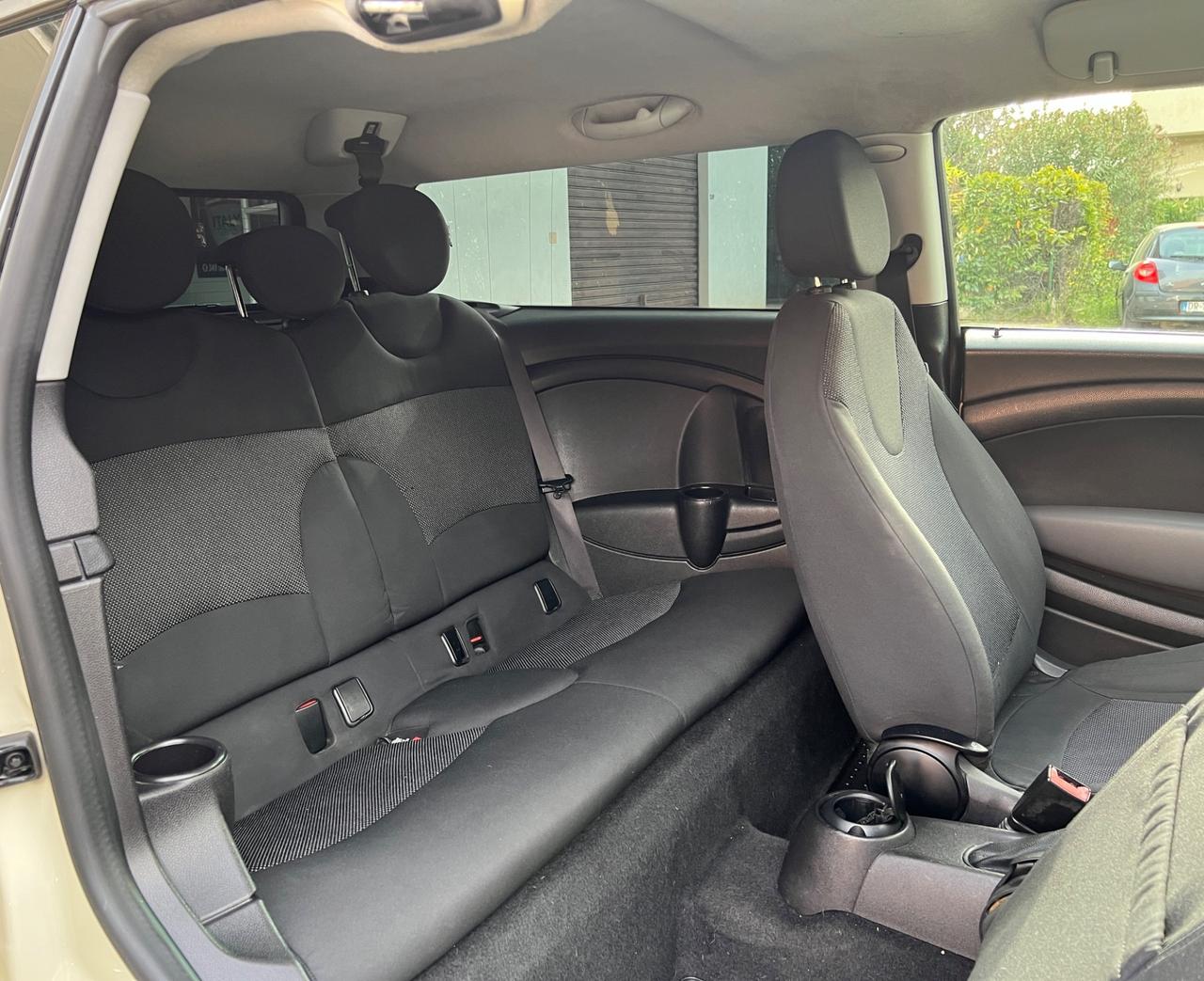 Mini Cooper D Clubman 1.6 16V