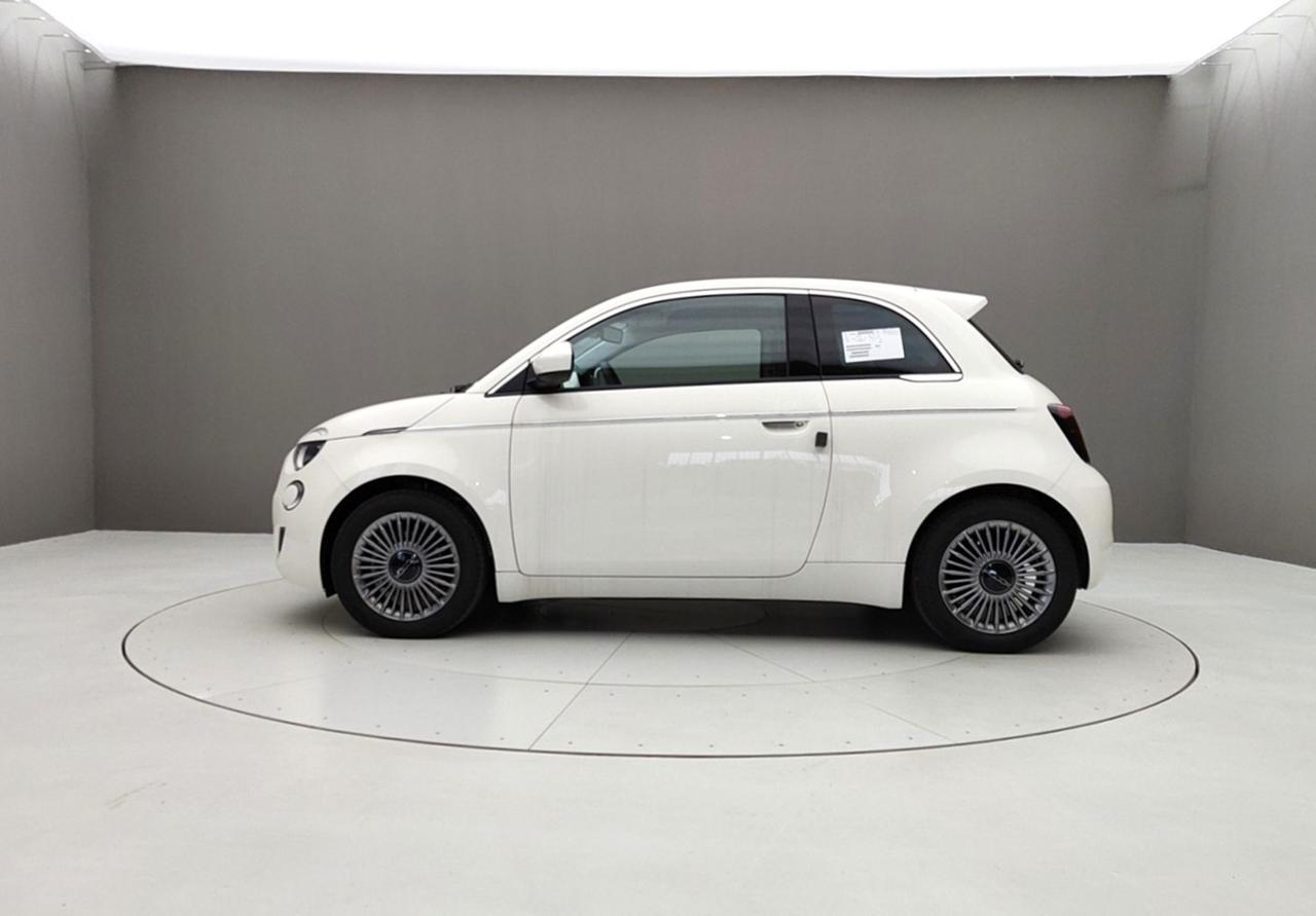 FIAT 500e 500E 118CV 320KM