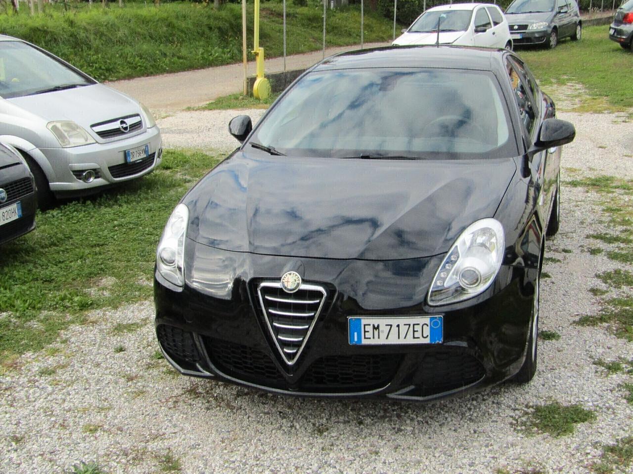 Alfa Romeo Giulietta 1.4 T. Benz.105 CV preparata