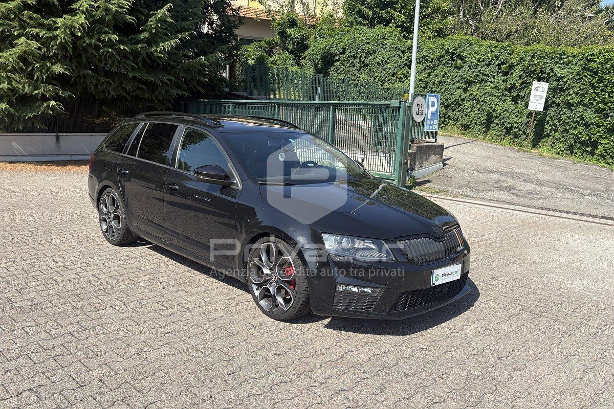 SKODA Octavia 2.0 TDI DSG Wagon RS