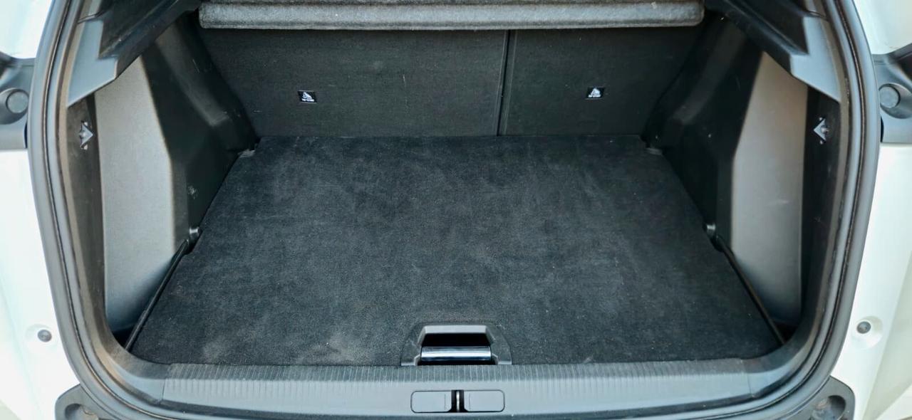 Peugeot 2008 Diesel 130cv EAT8 Allure Pack