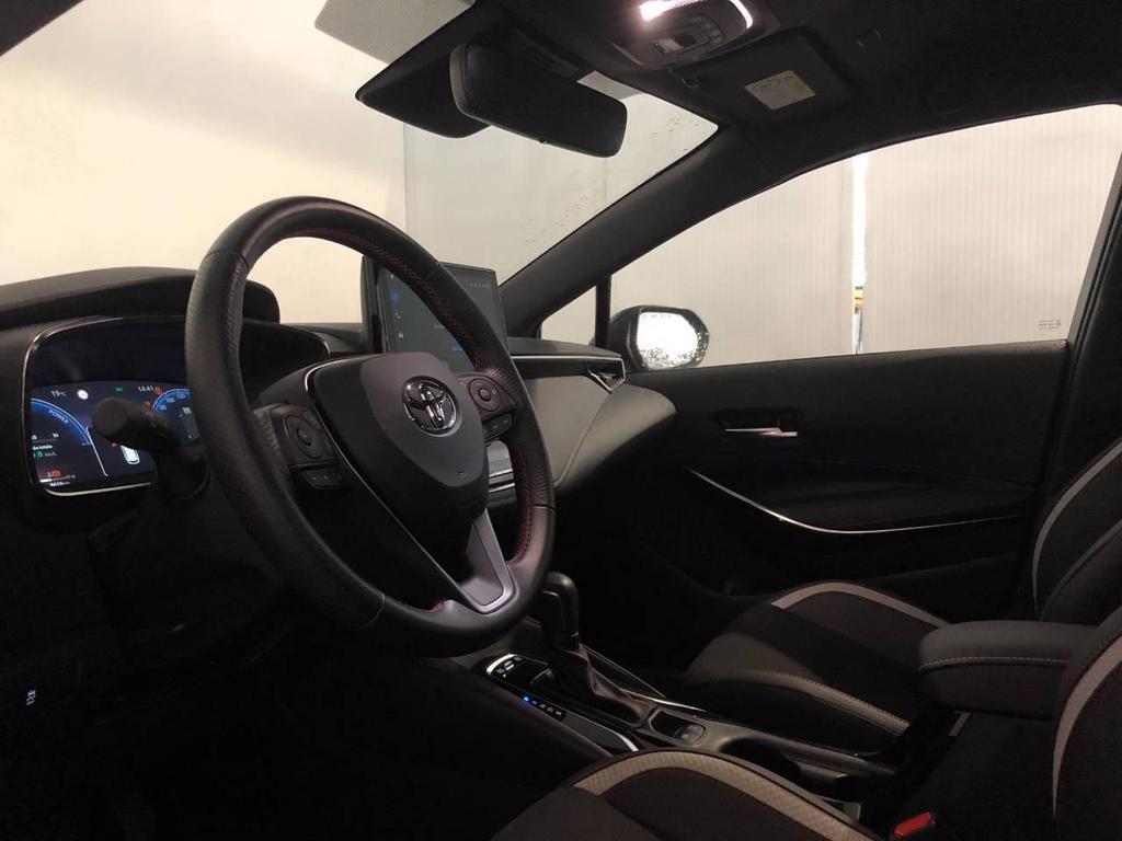 Toyota Corolla Touring Sports 1.8 VVT-i Hybrid GR Sport CVT