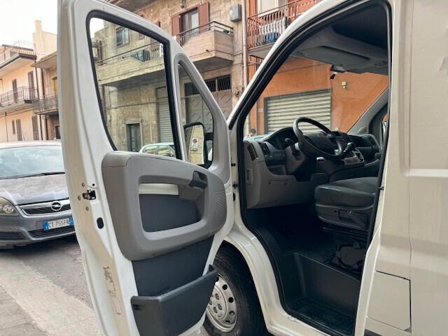 Citroen Jumper 2.2 HDI 120 cv in Garanzia -Furgone