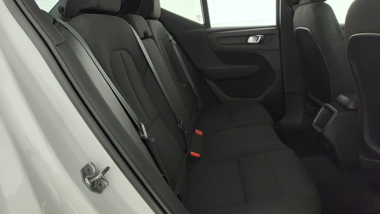 VOLVO XC40 1.5 t2 Momentum Core auto my21