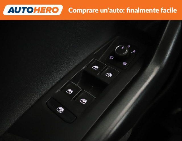 VOLKSWAGEN Taigo 1.0 TSI 110 CV R-Line