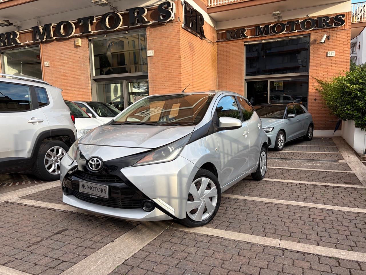 Toyota Aygo 1.0 VVT-i x-play 5p. - OTTIME CONDIZIONI !!