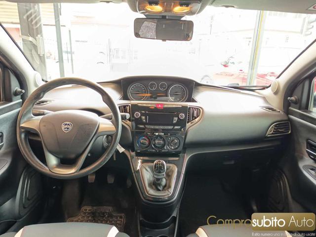 LANCIA Ypsilon 1.2 69 CV 5 porte Gold