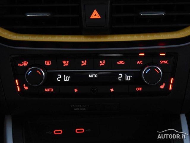 SEAT Arona 1.0 TGI Style, Fari LED, Retrocamera, Sedili risc.