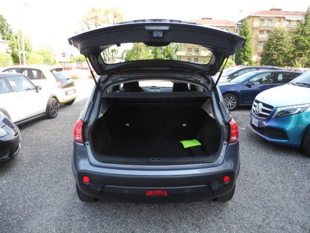 NISSAN Qashqai 2.0 16v 4WD autom. -OK NEOPATENTATI- LEGGERE NOTE