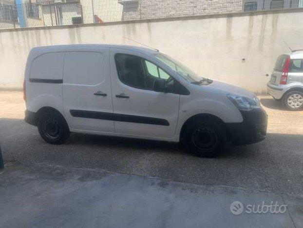 Peugeot Partner Furgone Pro BlueHDi L1
