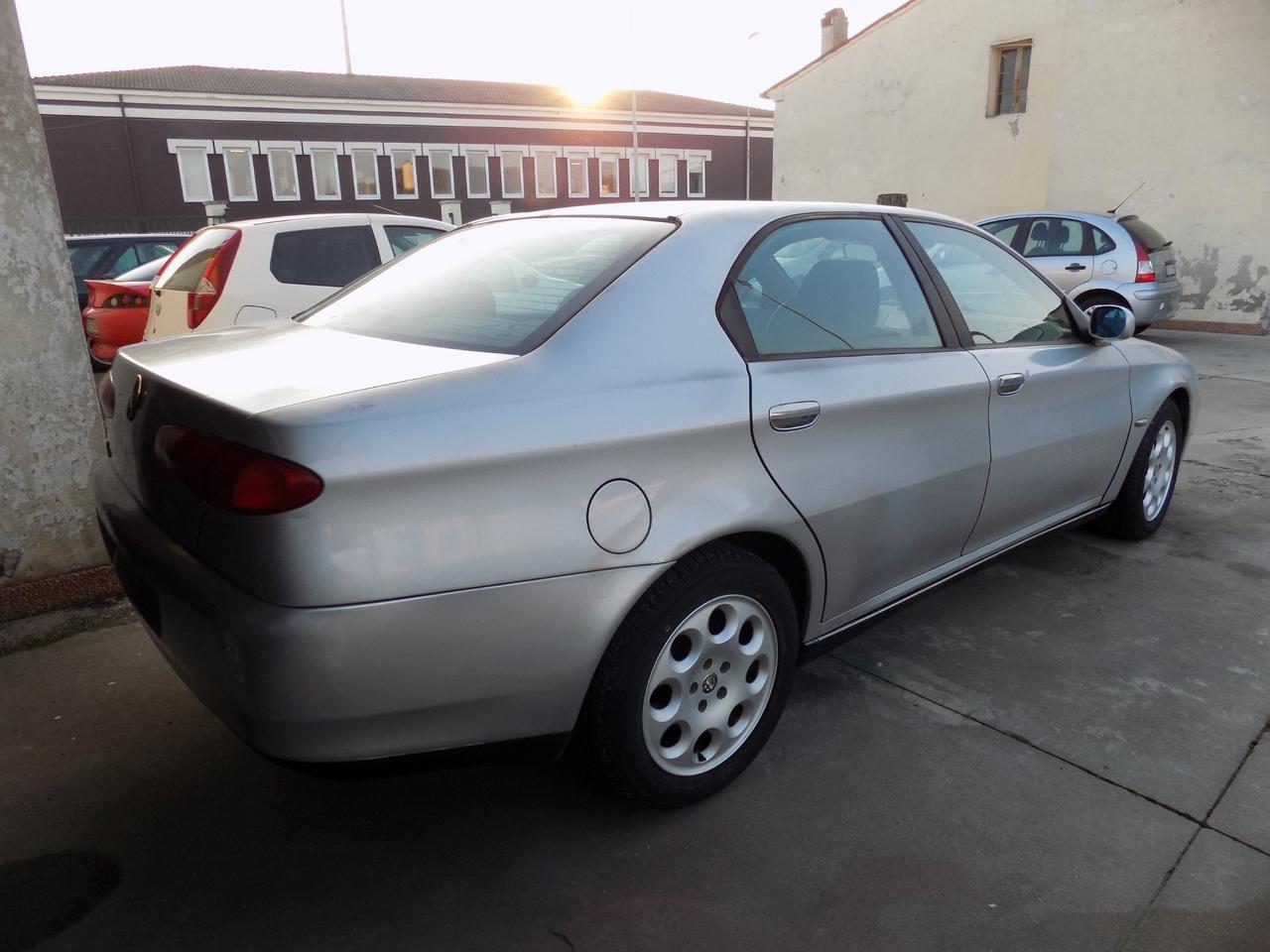 Alfa Romeo 166 2.0i V6 turbo cat Super