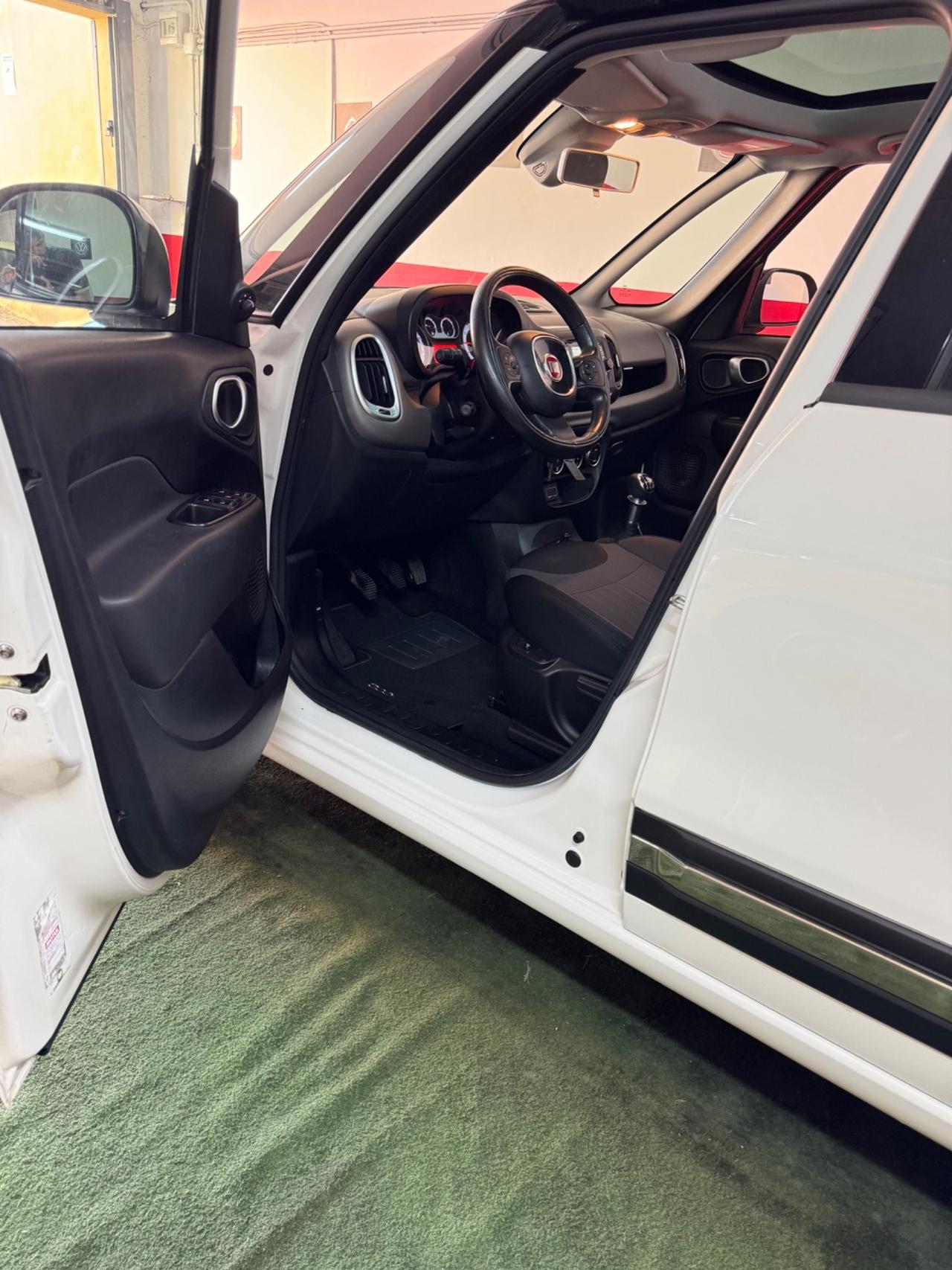 FIAT 500 L, 90000 CHILOMETRI, 2016,TETTO PELLE NAVIGATORE