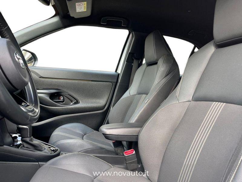 Toyota Yaris Cross 1.5H (116 CV) E-CVT Adventure