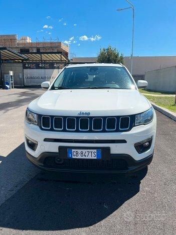 Jeep Compass longitude