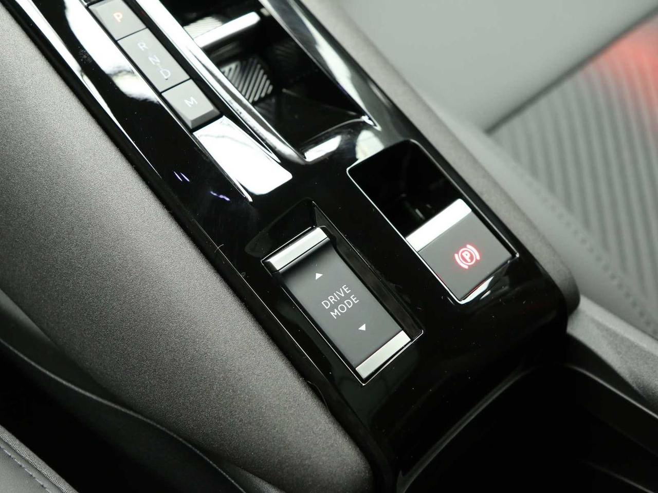 Alfa Romeo Junior 1.2 136CV Hybrid eDTC6 Spe #8564