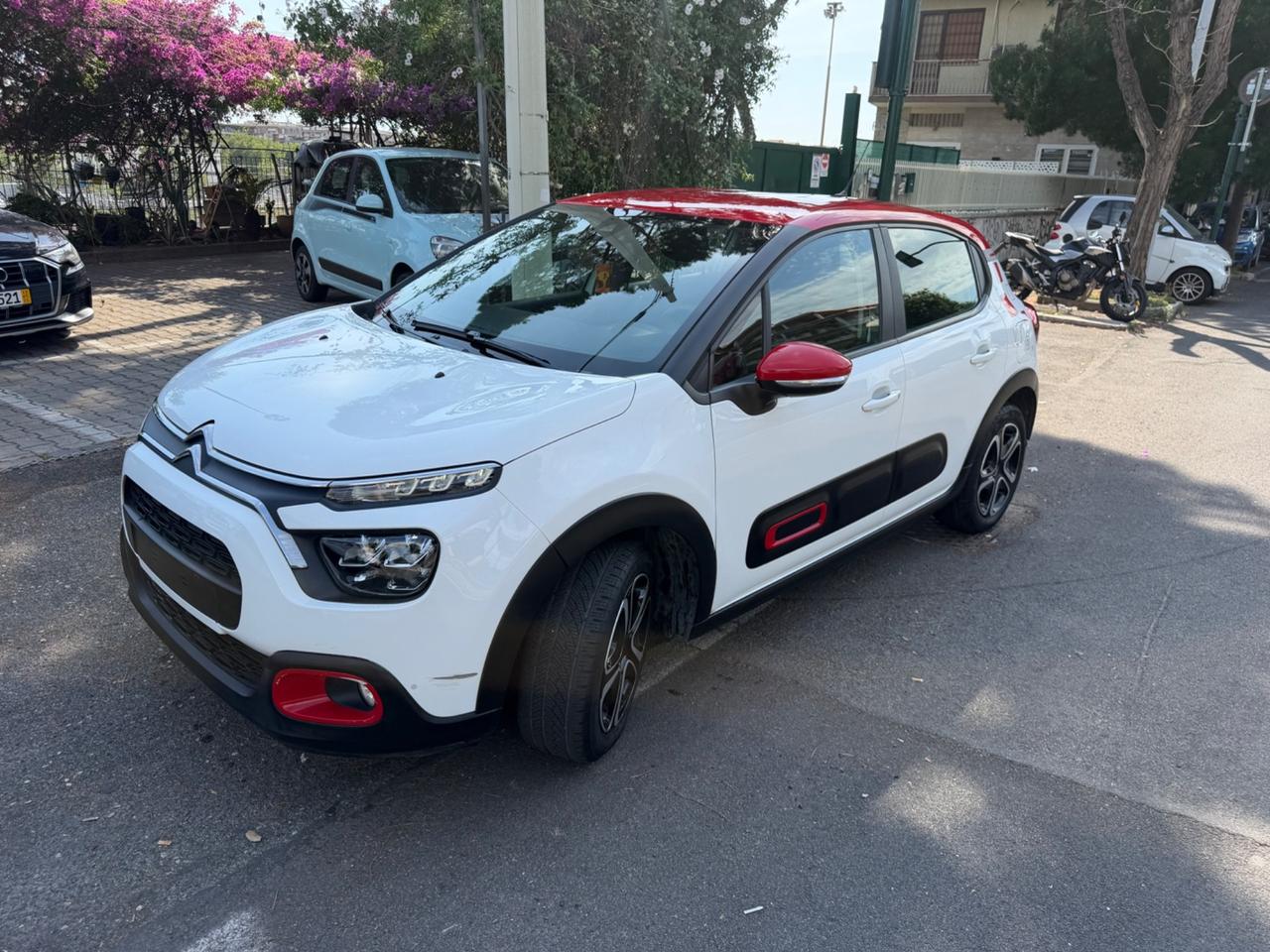 Citroen C3 83cv Benzina 5 porte Shine Navi bicolor pdc