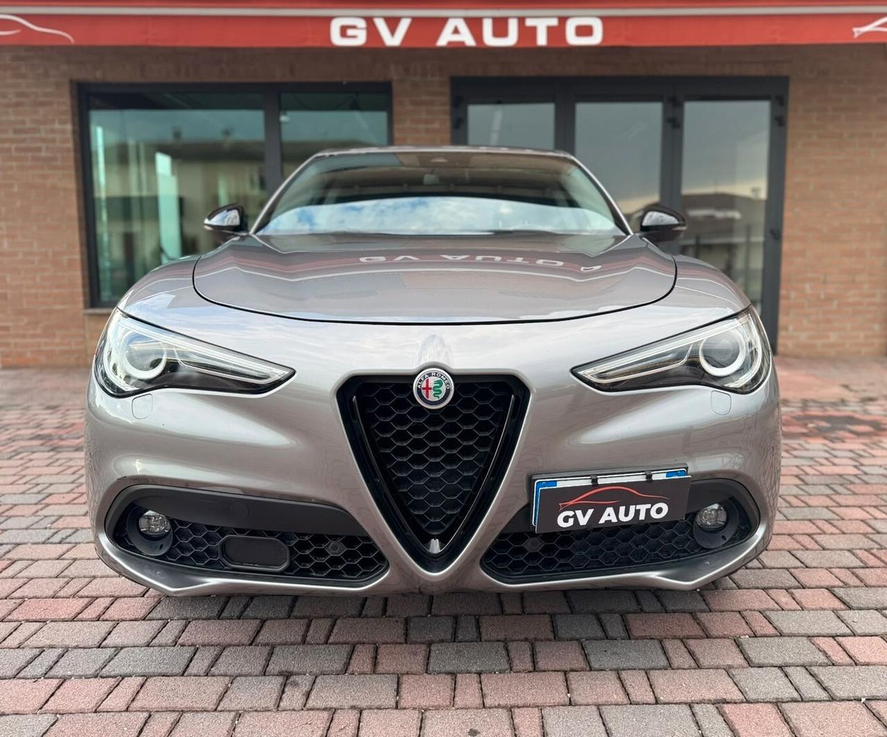 Alfa Romeo Stelvio Q4