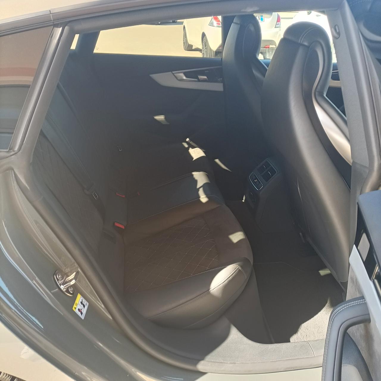 Audi A5 SPB 40 TDI quattro S tronic line edition