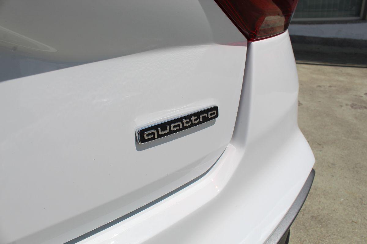 AUDI - Q2 - 35 TDI quattro S tronic Business