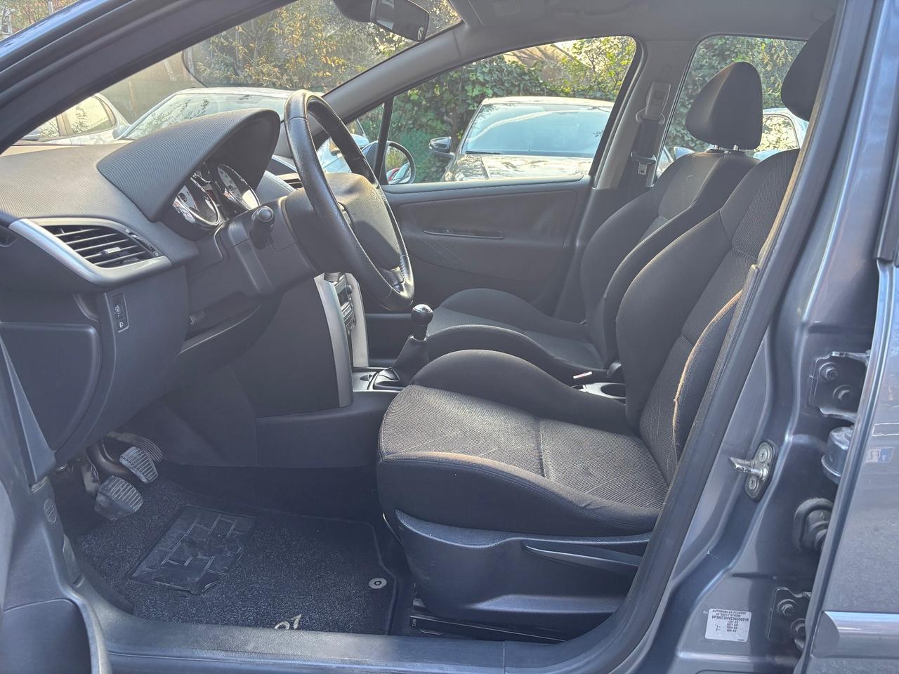 Peugeot 207 1.6 HDi 90CV 5p. XS 98000km