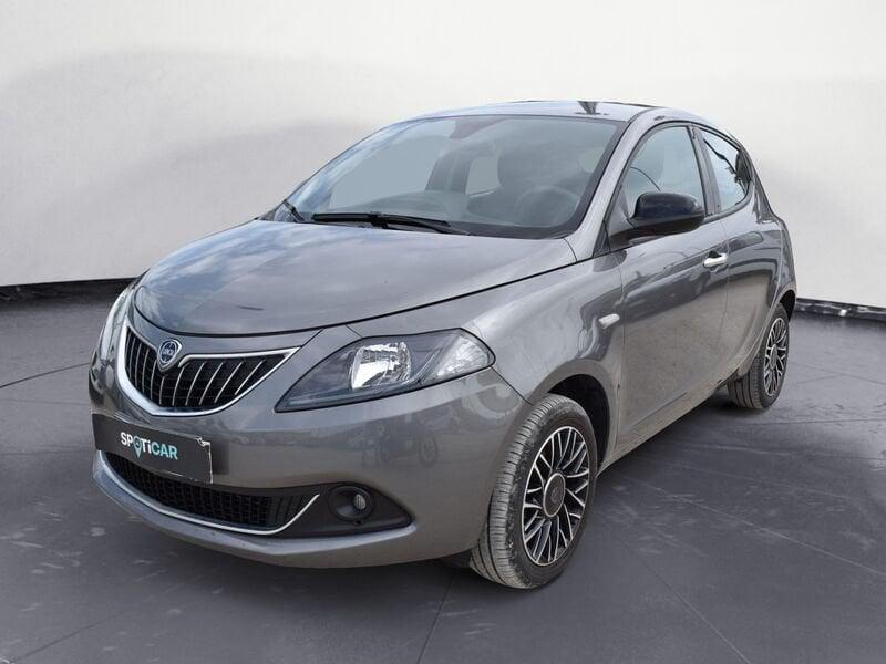 Lancia Ypsilon 1.0 FireFly 5 porte S&S Hybrid Platino