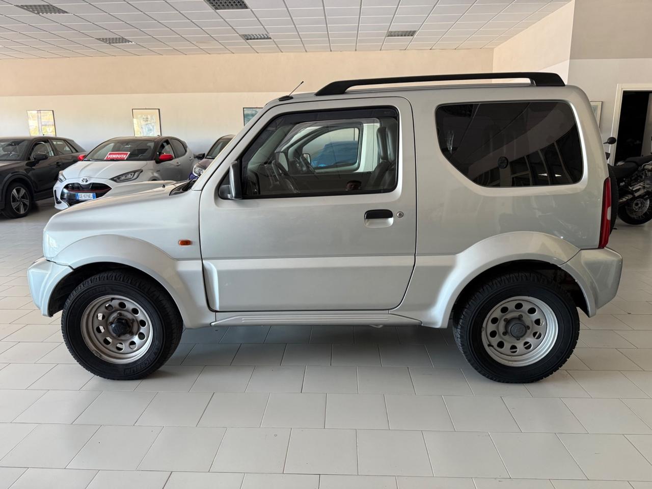 Suzuki Jimny 1.5 DDiS cat 4WD JLX