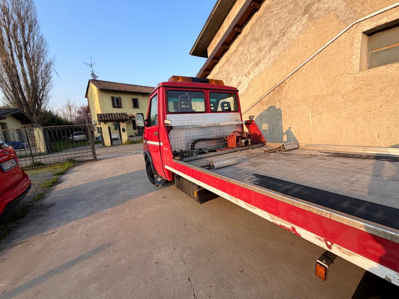 IVECO 35E10A CARRO ATTREZZI COME-AR – PIANALE ALLUMINIO + VERRICELLO
