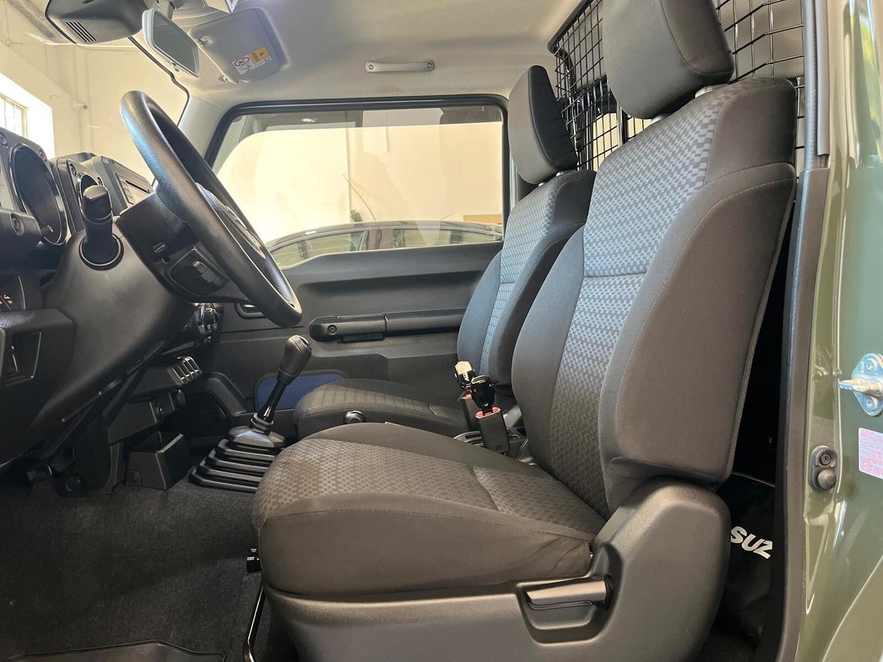 SUZUKI JIMNY 12/2023 4WD ALLGRIP PRO (N1) *27MILAKM*