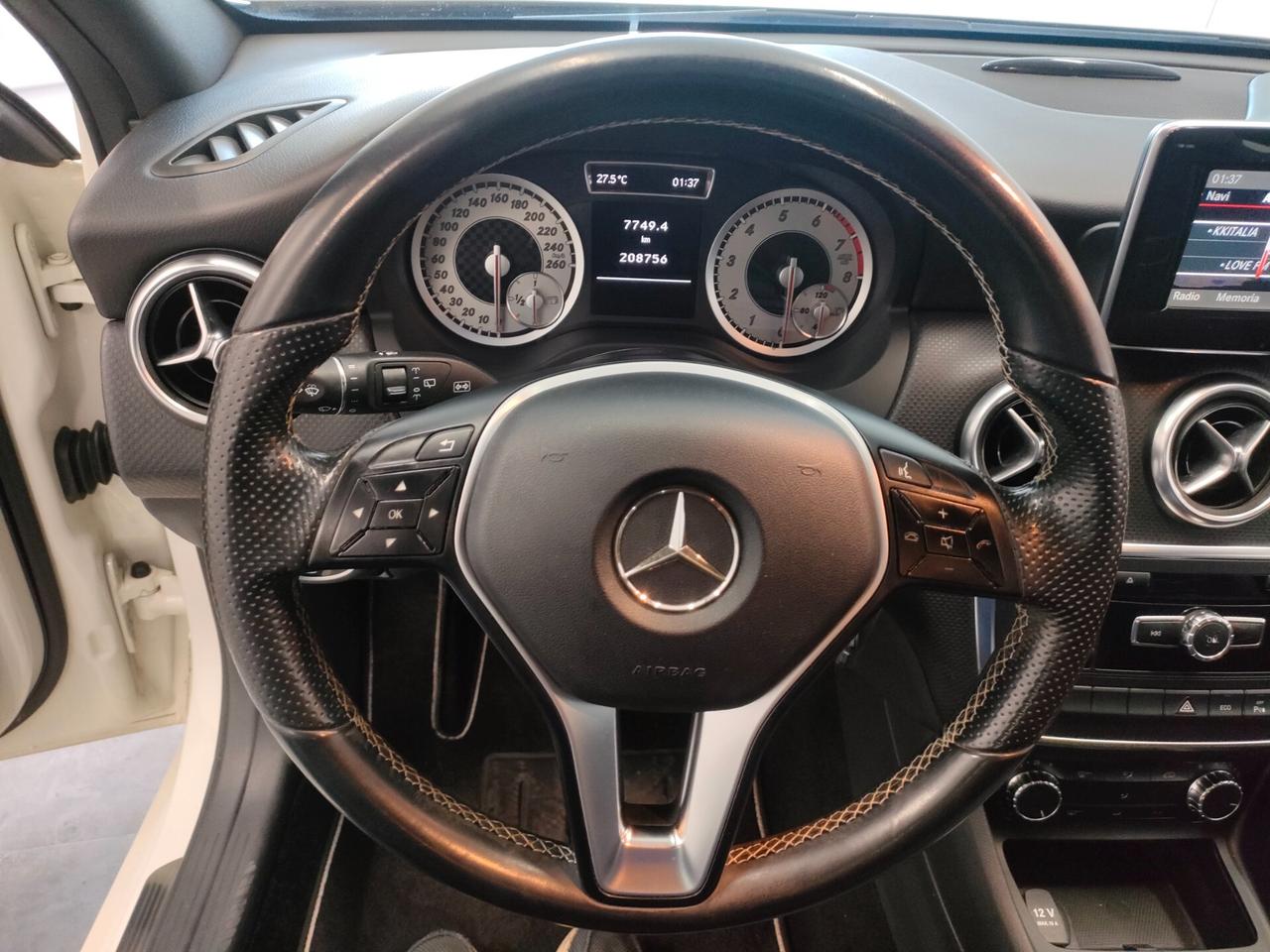 Mercedes-benz A 180 A 180 BlueEFFICIENCY Sport