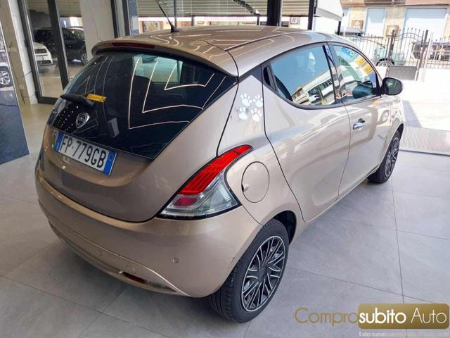 LANCIA Ypsilon 1.2 69 CV (Garanzia 12 Mesi) Neopatentati ?