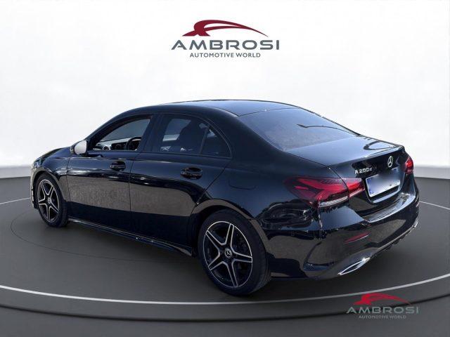 MERCEDES-BENZ A 200 200 d Automatic Premium