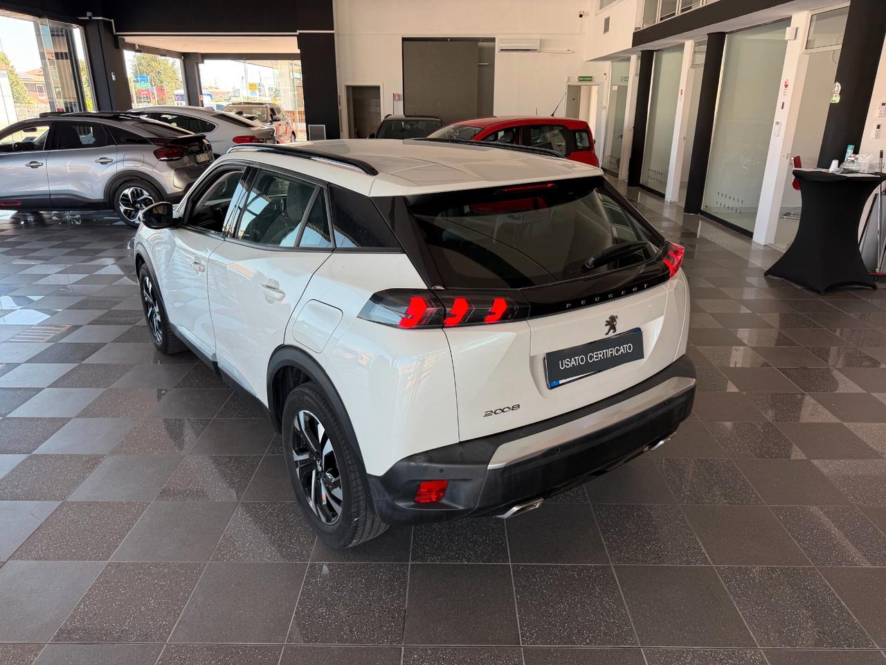 Peugeot 2008 PureTech 130 S&S Allure (96kw)