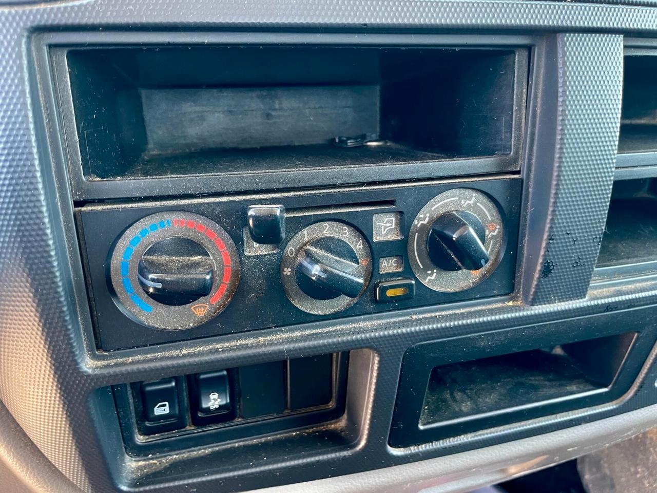 NISSAN NT400 TRILATERALE ***PARTE IMPIANTO ELETTRICO MOTORE BRUCIATA ***