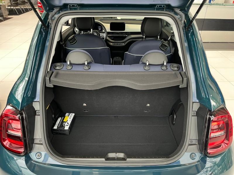 FIAT 500e Berlina 23,8 kWh Action