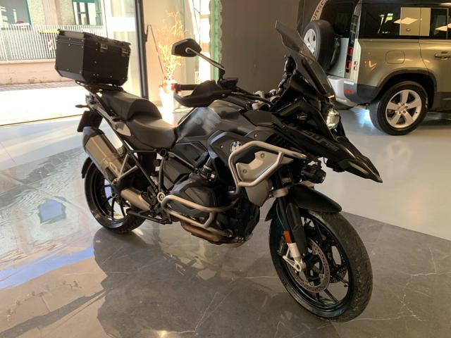 BMW R 1250 GS TRIPLE BLACK
