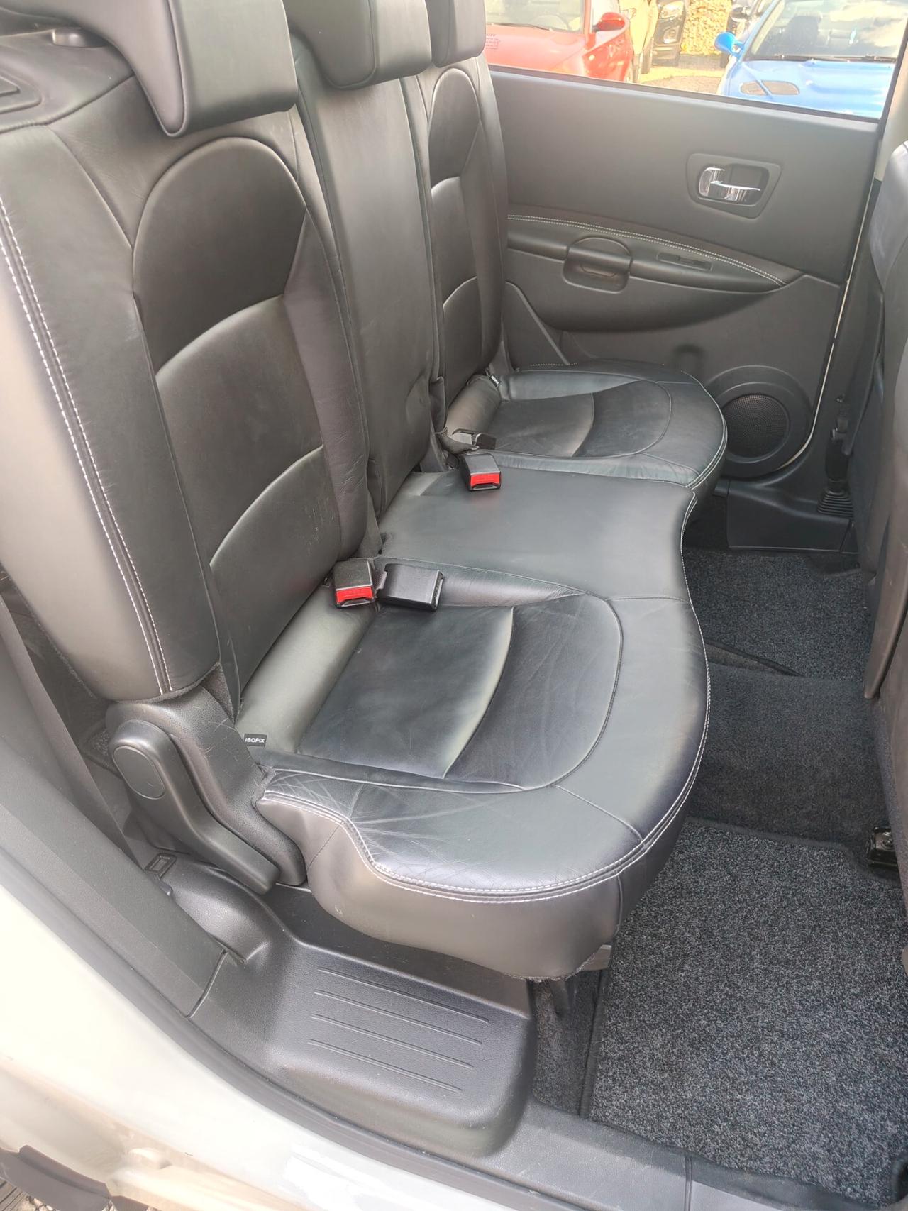 Nissan Qashqai+2 2.0 dCi DPF 4WD aut. Tekna