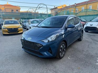 HYUNDAI i10 1.0 MPI Connectline con Retrocamera