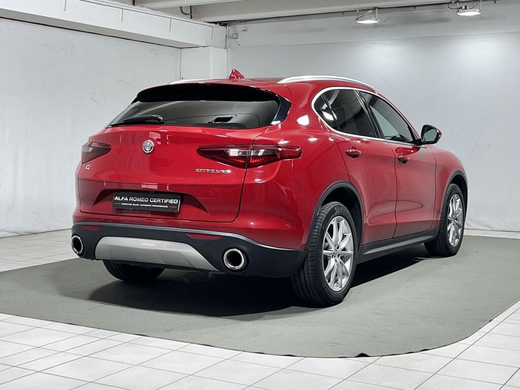 Alfa Romeo Stelvio 2.0 t Executive Q4 280cv auto my19