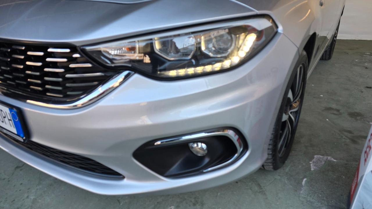 Fiat Tipo 1.3 Mjt S&S SW Lounge